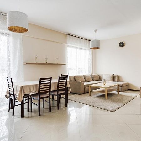Apartament Wiktoria Wilanow Apartment Варшава Екстериор снимка