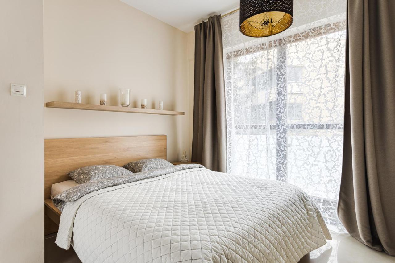 Apartament Wiktoria Wilanow Apartment Варшава Екстериор снимка