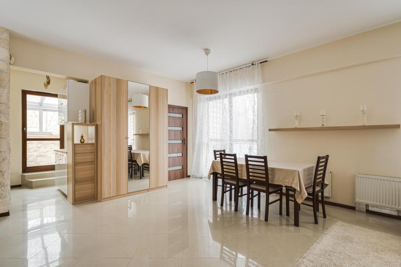 Apartament Wiktoria Wilanow Apartment Варшава Екстериор снимка